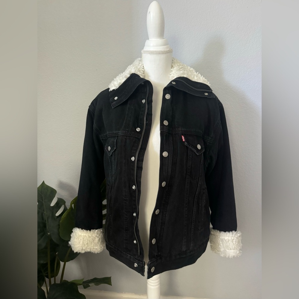 Black Levi’s Sherpa Denim Jacket